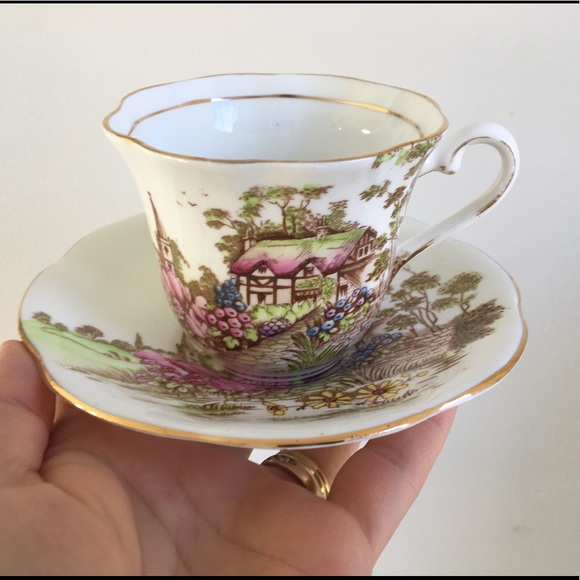 Taylor & Kent Longton England Cottage Tea Cup Set